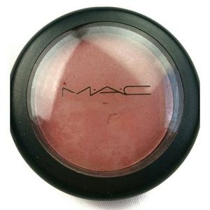 MAC Cosmetics Makeup - MAC Dainty mineralize blush MAC Cosmetics Makeup - MAC Dainty mineralize blush
